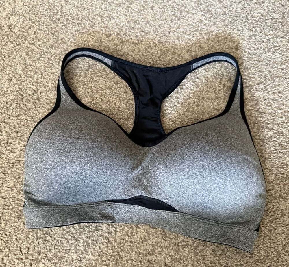 Old Navy Active High-Support Racerback Sports Bra in Heather Gray, Size 36D